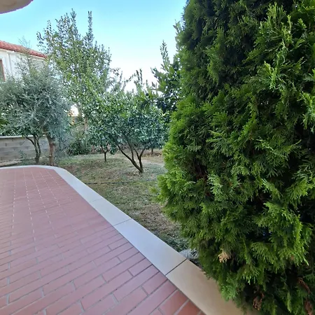 Appartamento Maria Near Airport Kamez